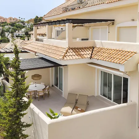 Terrace Gym Sea View Parking 3 Pools Appartamento *