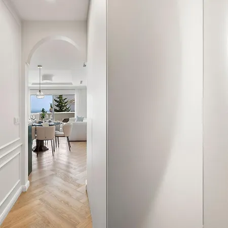 Terrace Gym Sea View Parking 3 Pools アパート マルベーリャ